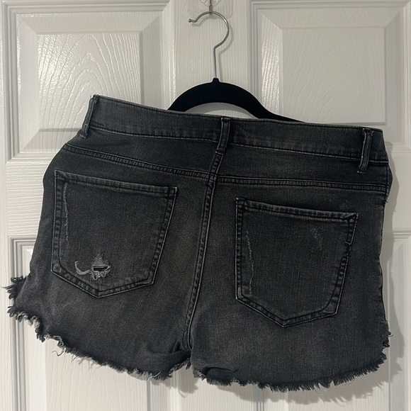 Express Black Denim Shortie High Rise Distressed Short - Picture 3 of 6